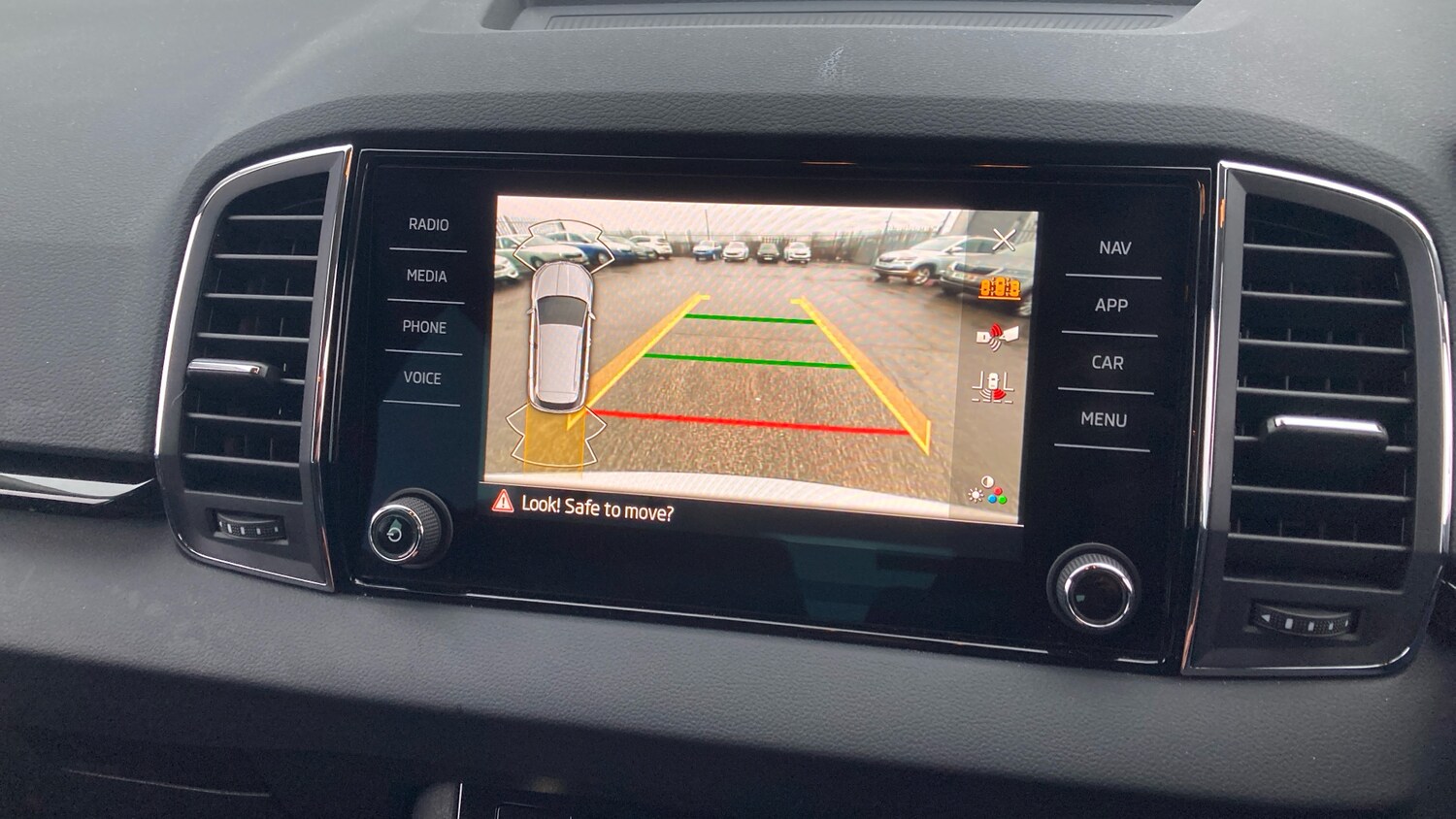 Used Skoda Karoq 2025 for sale - 77461513: Photo 32