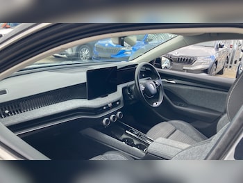 Used Skoda Superb 2024 for sale - 79583571: Photo