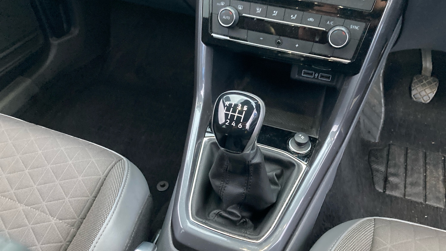 Used Volkswagen T-Cross 2020 for sale - 77567322: Photo 13