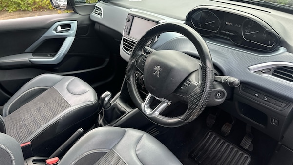 Used Peugeot 208 2018 for sale - 76127110: Photo 11