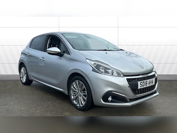 Peugeot - 208