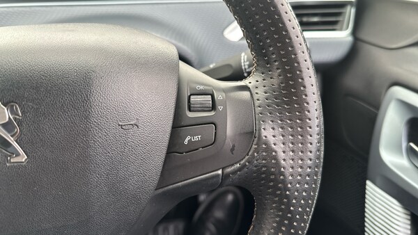 Used Peugeot 208 2018 for sale - 76127110: Photo 22