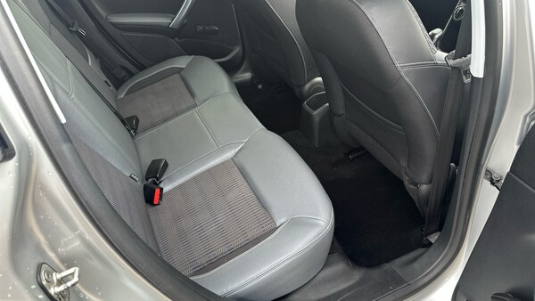 Used Peugeot 208 2018 for sale - 76127110: Photo 35