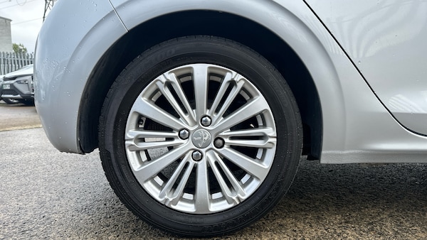 Used Peugeot 208 2018 for sale - 76127110: Photo 7