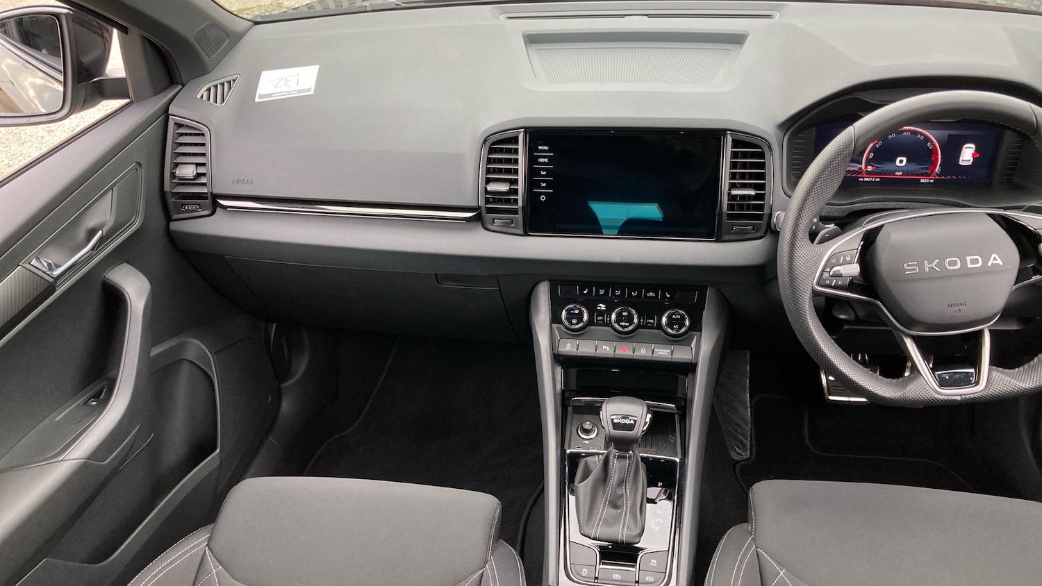 Used Skoda Karoq 2025 for sale - 76534294: Photo 9