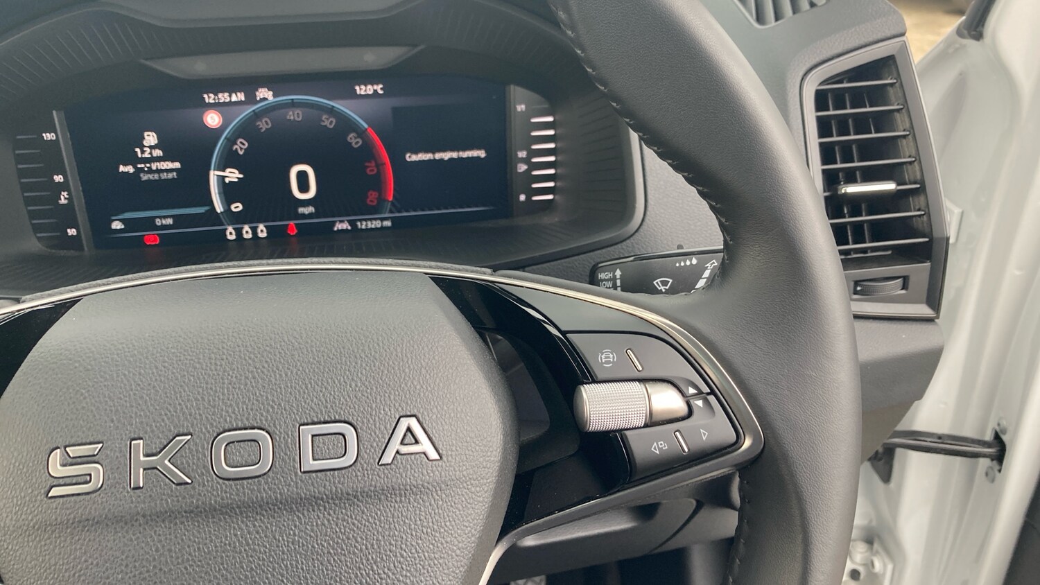 Used Skoda Karoq 2025 for sale - 77662483: Photo 18