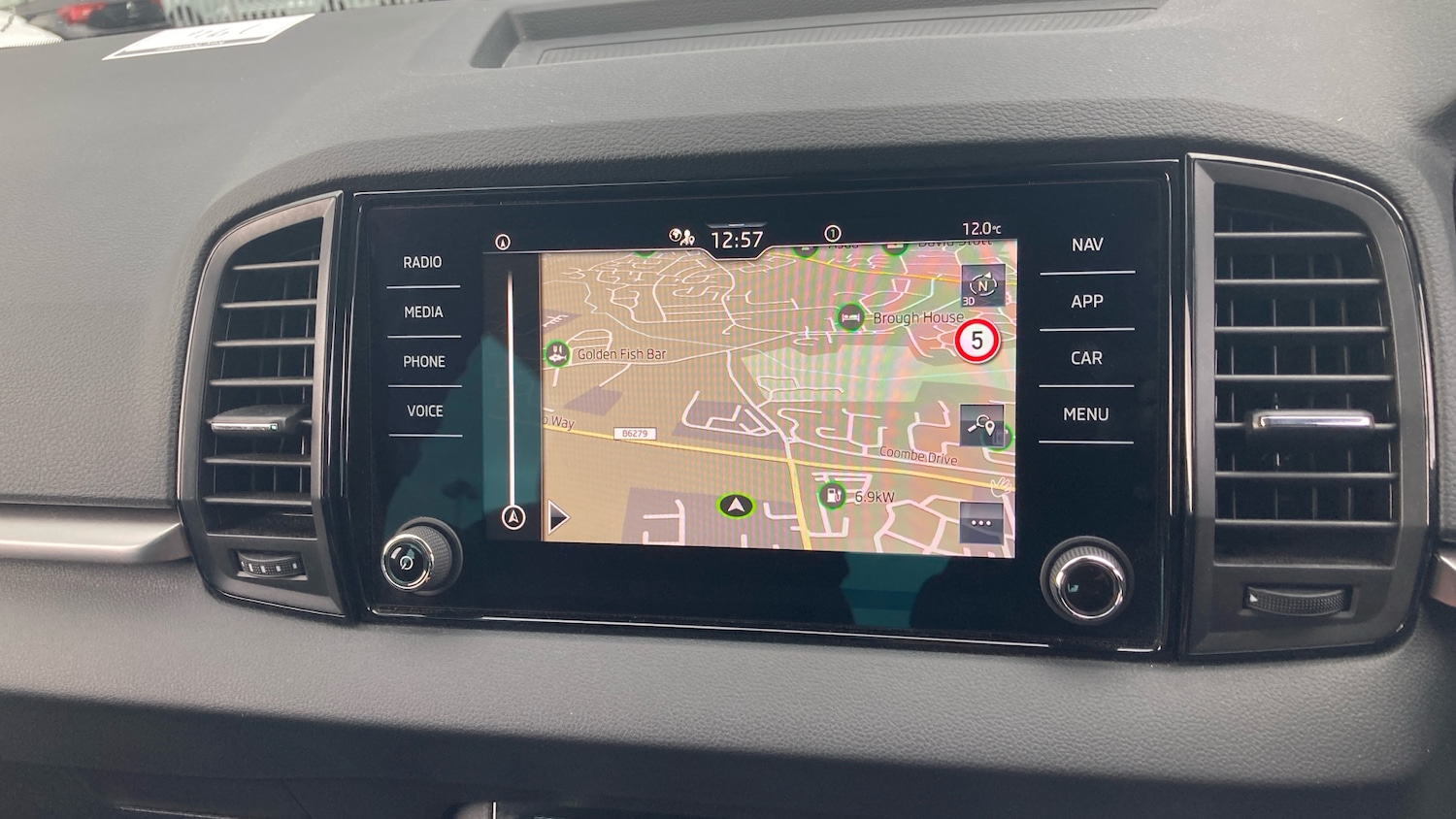 Used Skoda Karoq 2025 for sale - 77662483: Photo 33