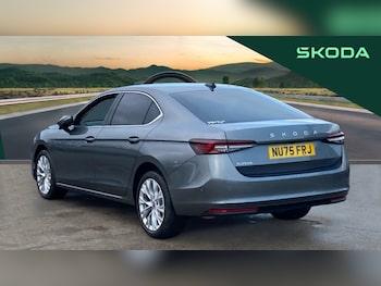 Used Skoda Superb 2025 for sale - 77224746: Photo