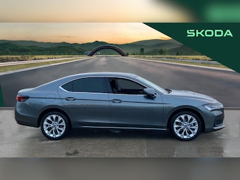 Used Skoda Superb 2025 for sale - 77224746: Photo