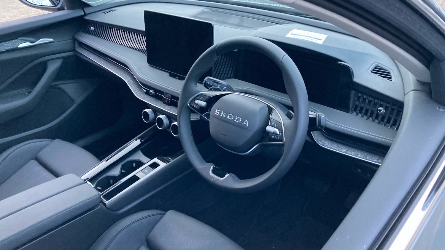 Used Skoda Superb 2025 for sale - 77224746: Photo 6