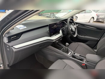 Used Skoda Octavia 2024 for sale - 76219641: Photo