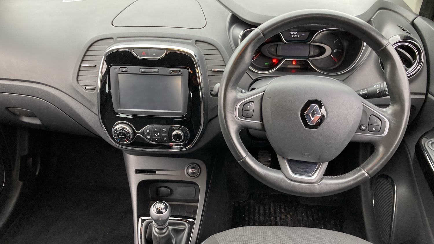 Used Renault Captur 2016 for sale - 76545209: Photo 10