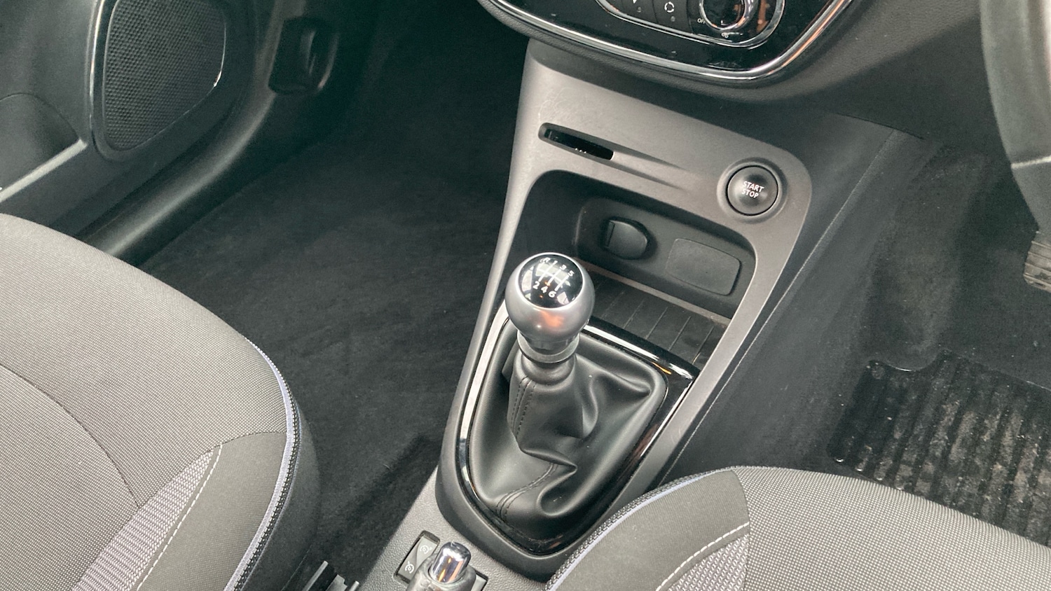 Used Renault Captur 2016 for sale - 76545209: Photo 13