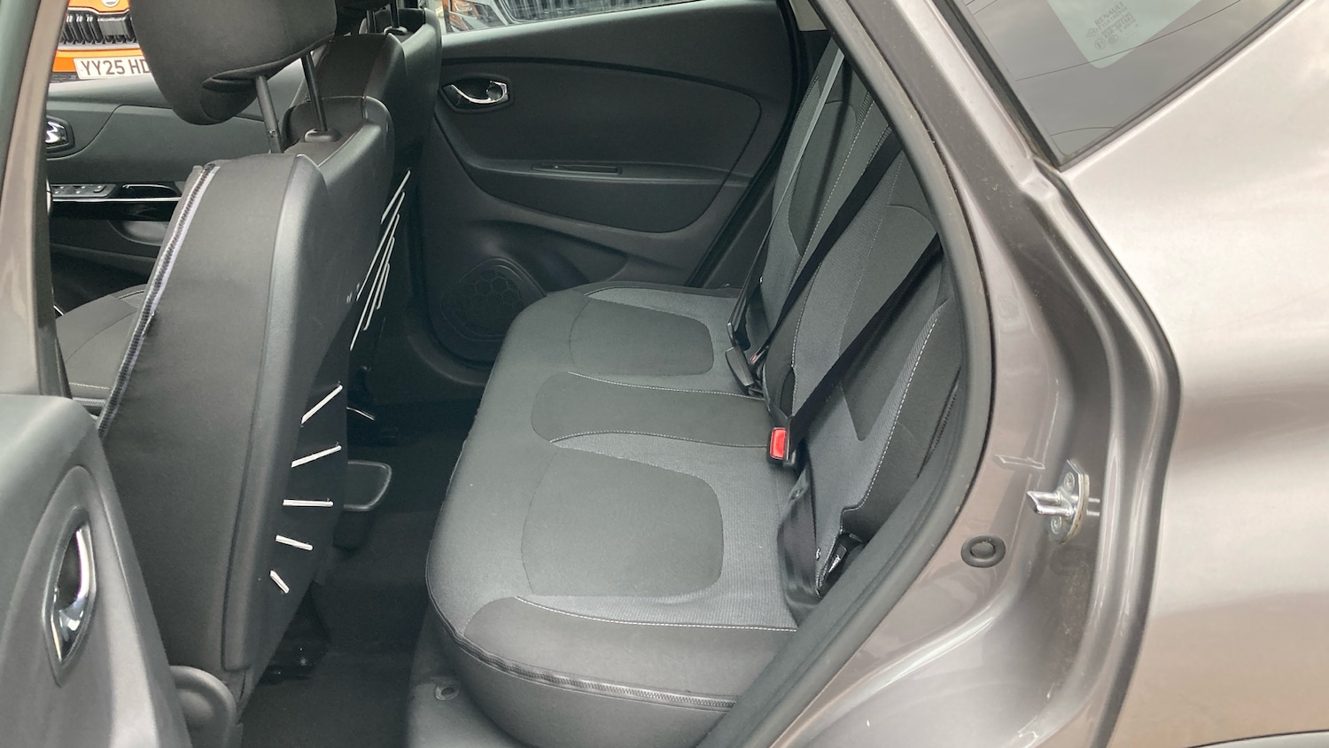 Used Renault Captur 2016 for sale - 76545209: Photo 16