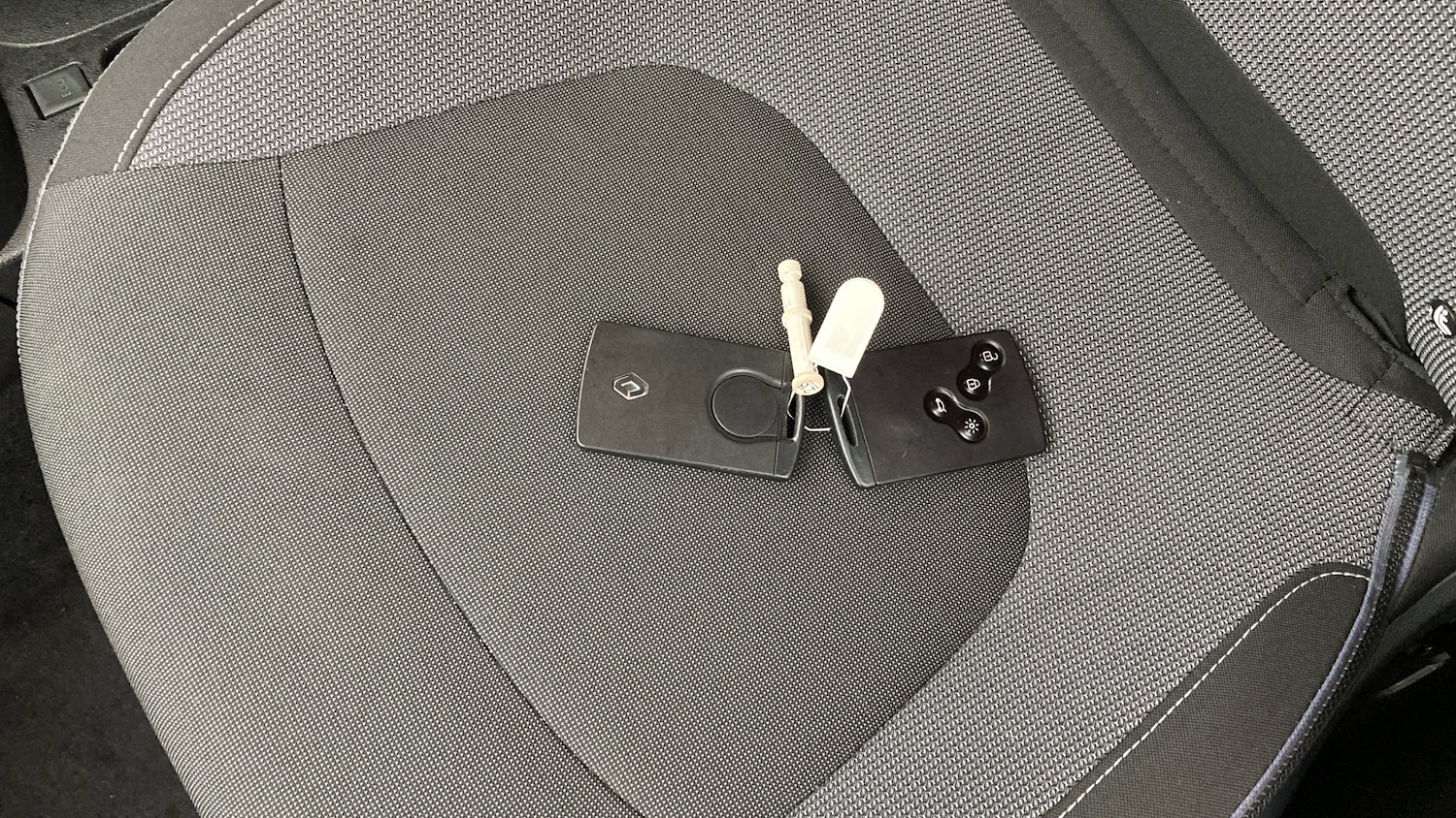 Used Renault Captur 2016 for sale - 76545209: Photo 20