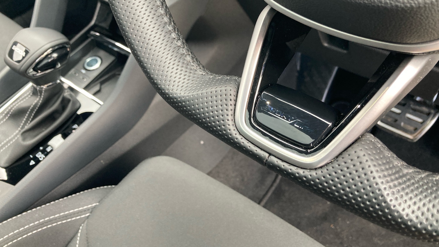 Used Skoda Karoq 2024 for sale - 77679356: Photo 30