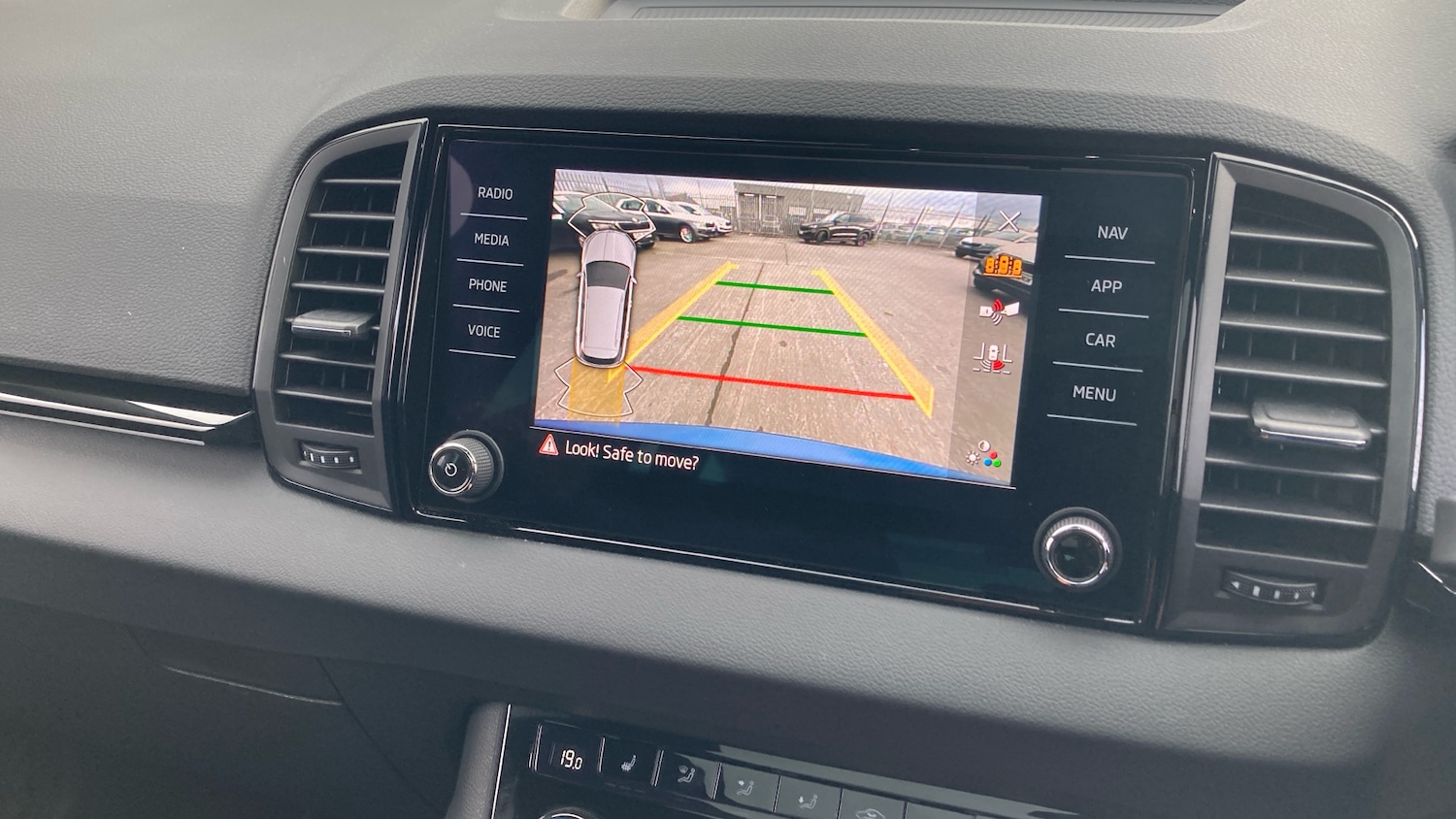 Used Skoda Karoq 2024 for sale - 77679356: Photo 34