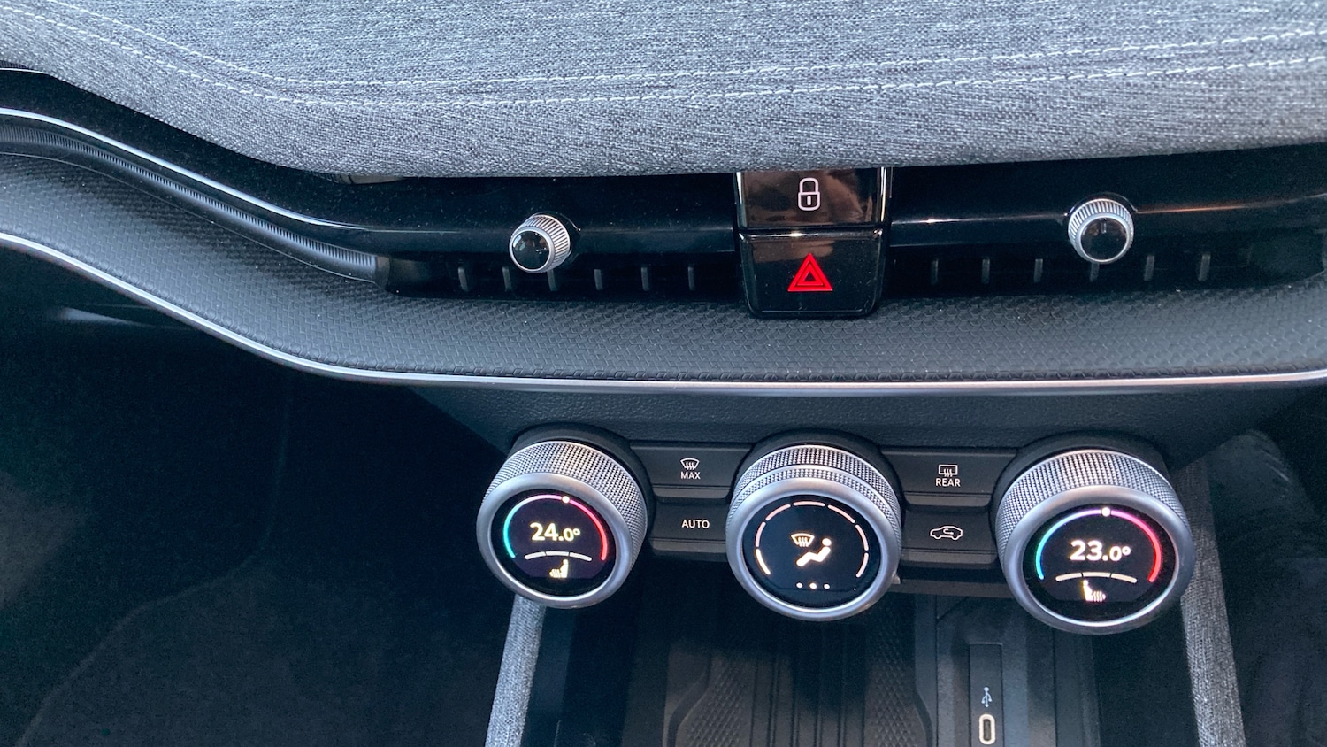 Used Skoda Superb 2025 for sale - 77198762: Photo 13