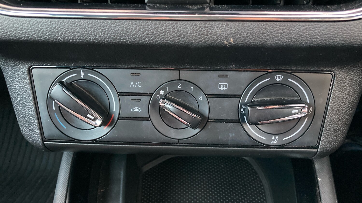 Used Skoda Kamiq 2023 for sale - 76206577: Photo 13