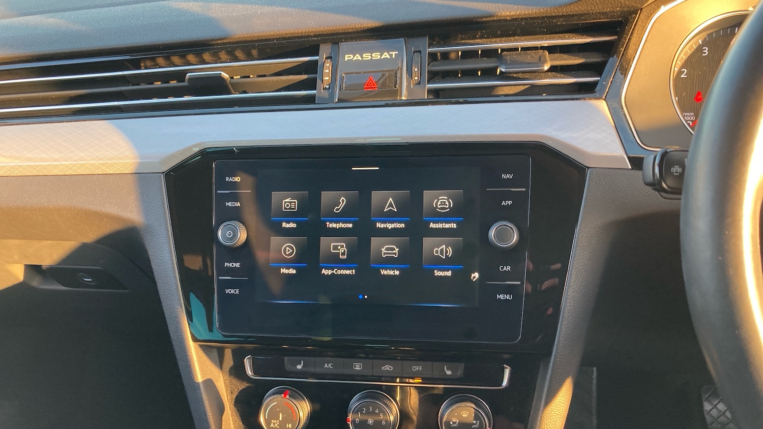 Used Volkswagen Passat 2022 for sale - 77104479: Photo 12