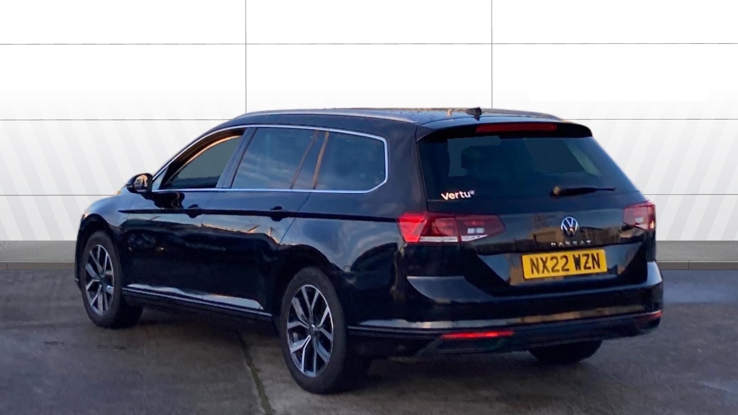 Used Volkswagen Passat 2022 for sale - 77104479: Photo 2