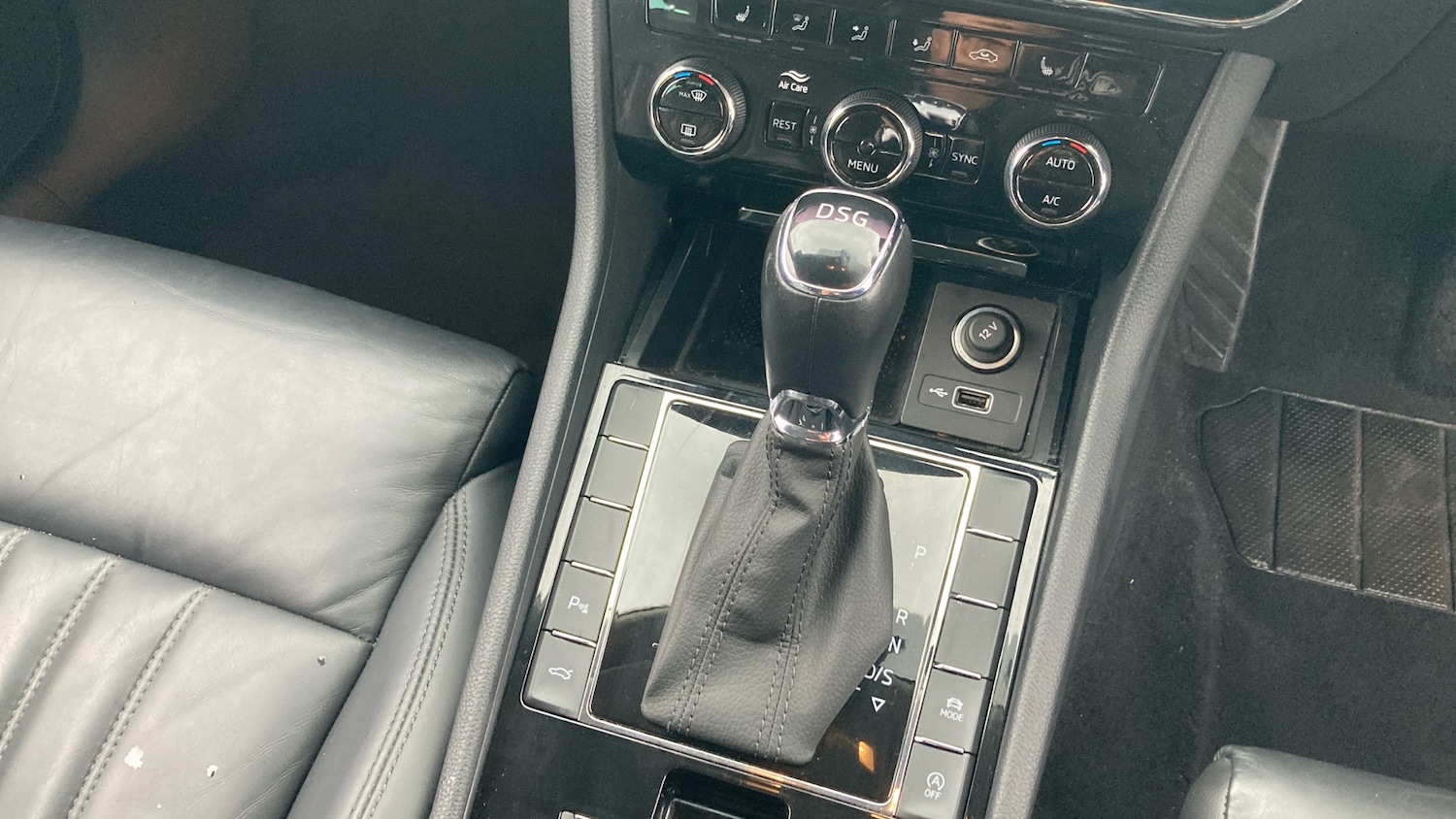 Used Skoda Superb 2019 for sale - 76860179: Photo 14