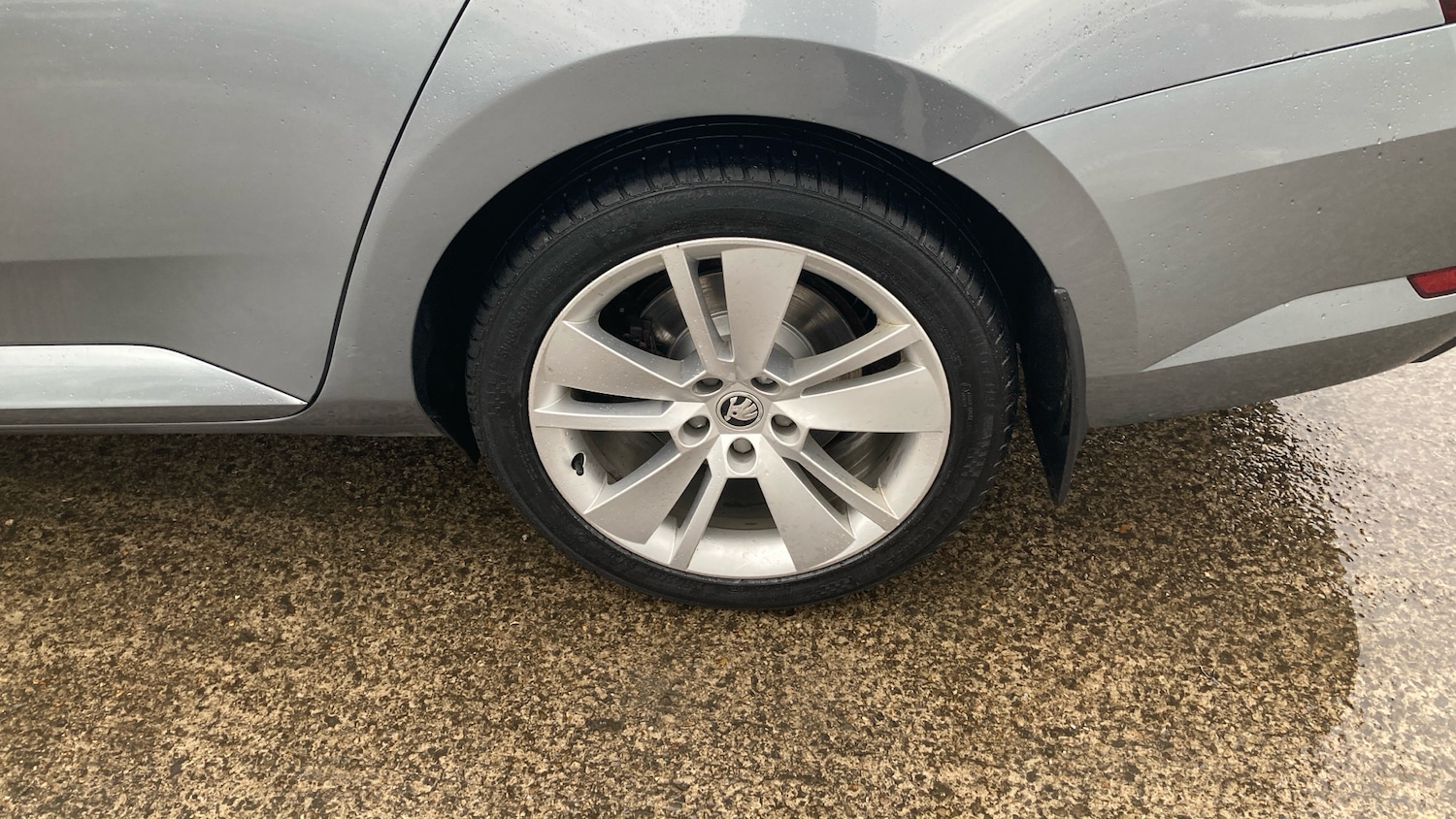 Used Skoda Superb 2019 for sale - 76860179: Photo 22