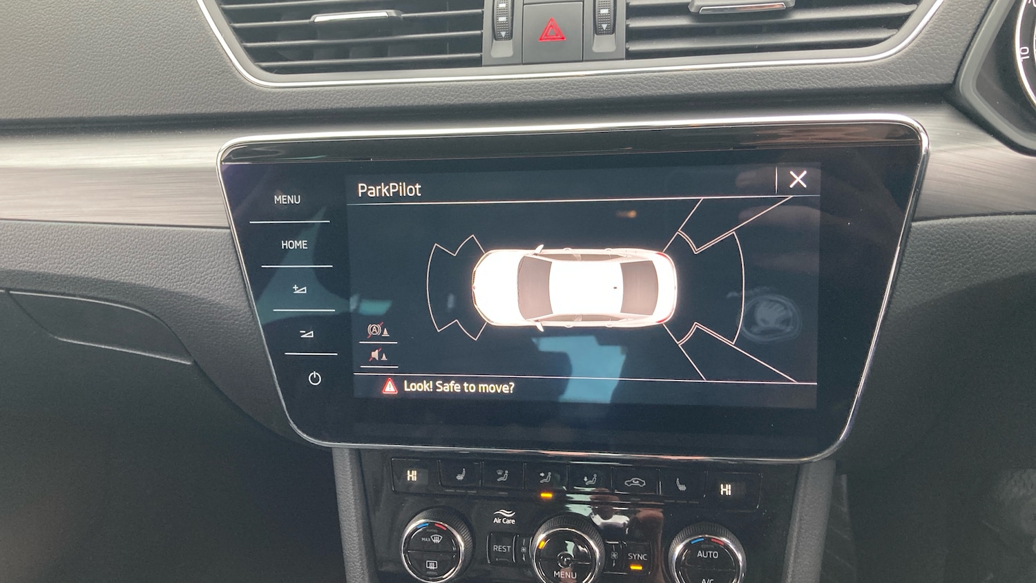 Used Skoda Superb 2019 for sale - 76860179: Photo 32