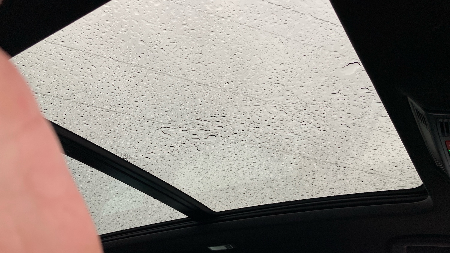 Used Skoda Karoq 2021 for sale - 77208201: Photo 42