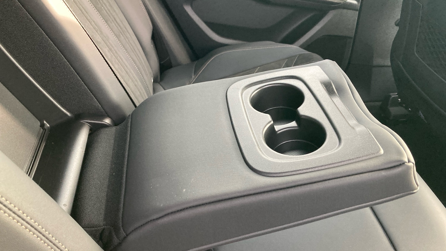 Used Peugeot 3008 2023 for sale - 77716057: Photo 37