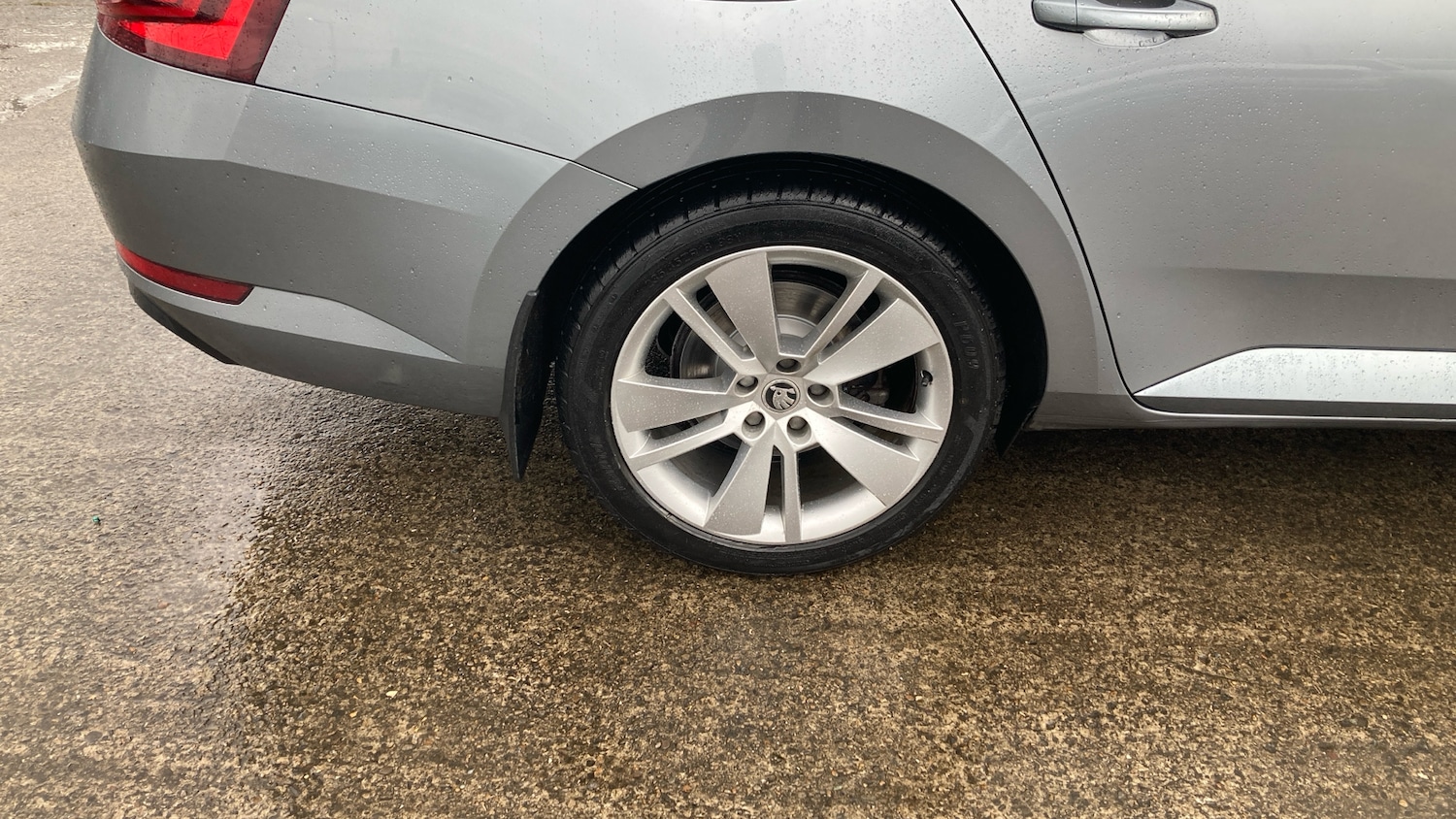 Used Skoda Superb 2019 for sale - 77664857: Photo 21