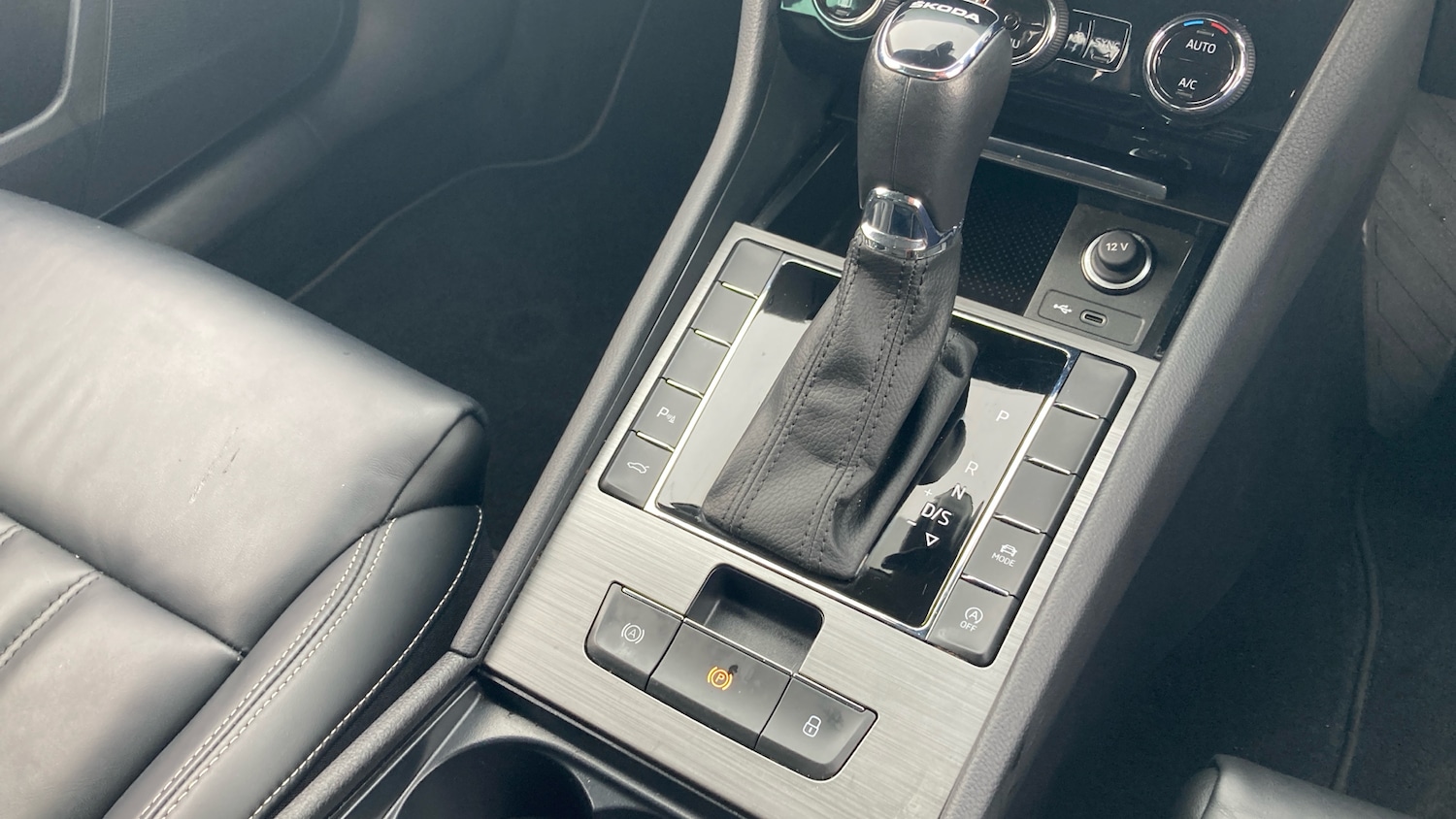 Used Skoda Superb 2023 for sale - 77581944: Photo 14