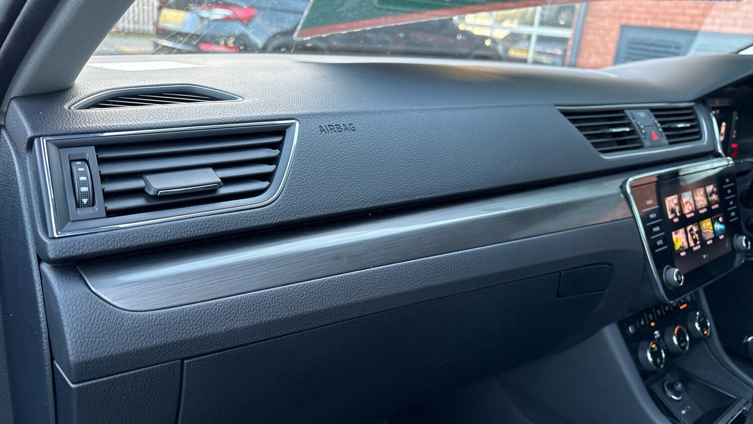 Used Skoda Superb 2023 for sale - 77581944: Photo 53