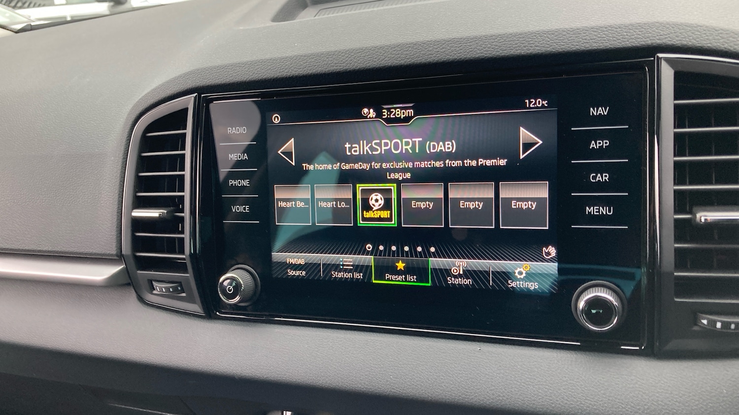 Used Skoda Karoq 2025 for sale - 76662936: Photo 12