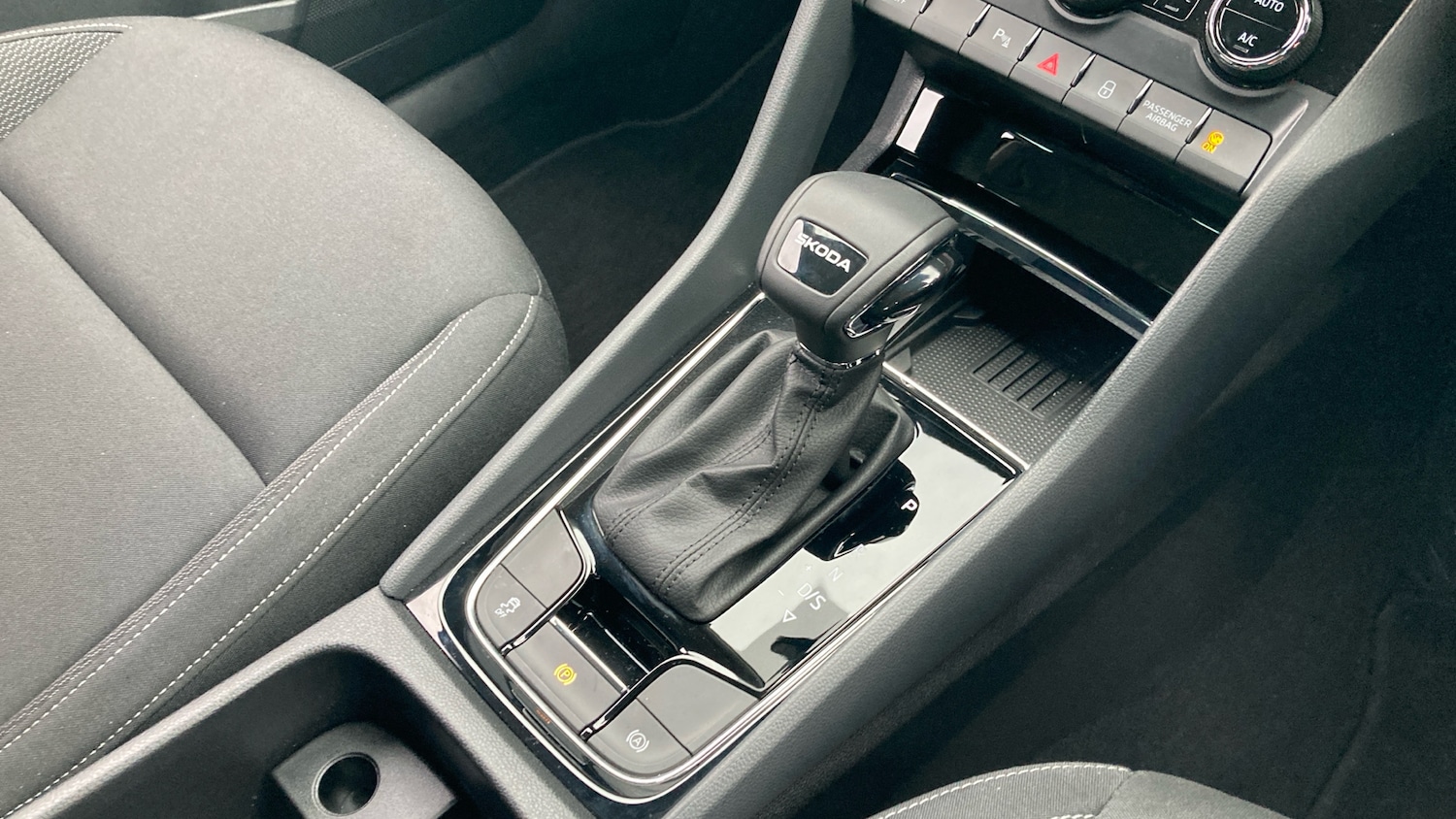 Used Skoda Karoq 2025 for sale - 76662936: Photo 14