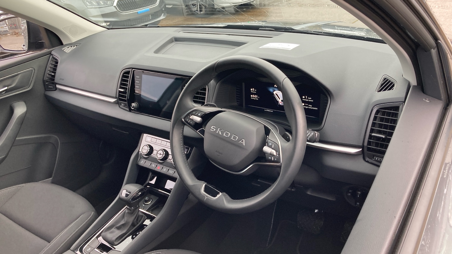 Used Skoda Karoq 2025 for sale - 76662936: Photo 6