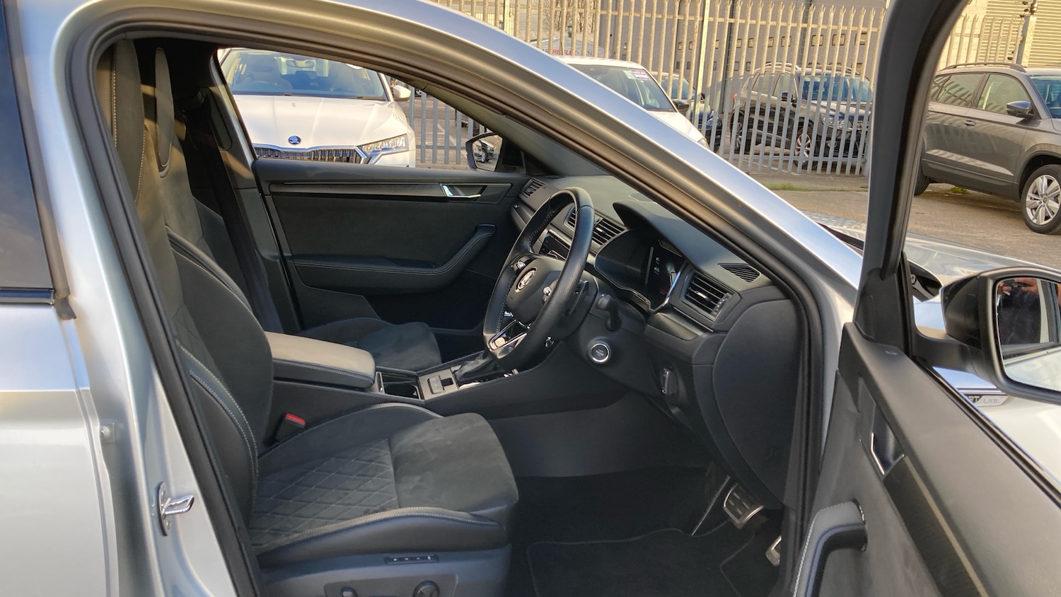 Used Skoda Superb 2023 for sale - 76649959: Photo 15