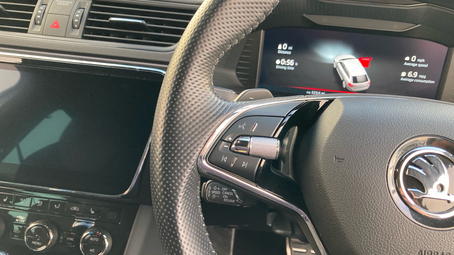 Used Skoda Superb 2023 for sale - 76649959: Photo 17