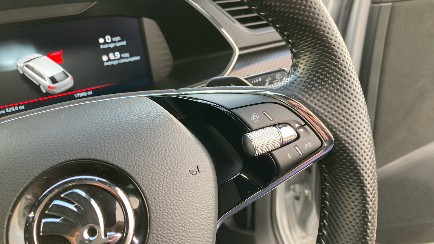 Used Skoda Superb 2023 for sale - 76649959: Photo 18