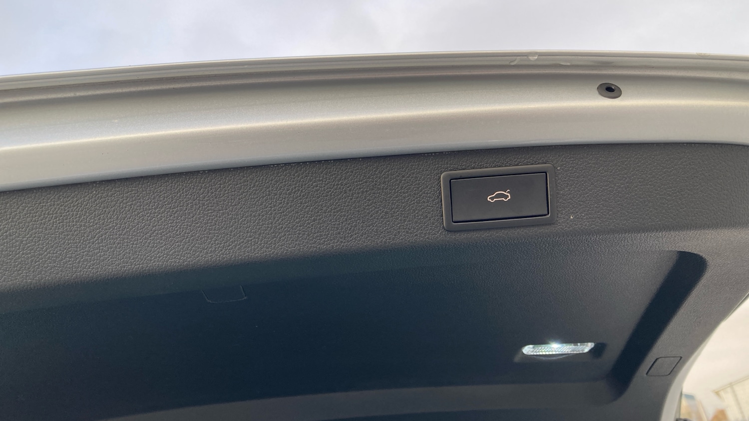 Used Skoda Superb 2023 for sale - 76649959: Photo 40