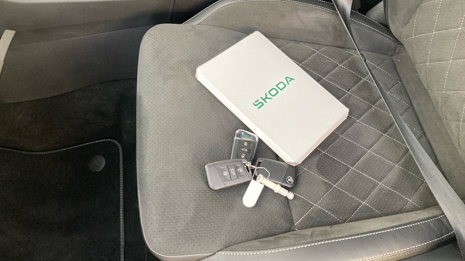 Used Skoda Superb 2023 for sale - 76649959: Photo 44