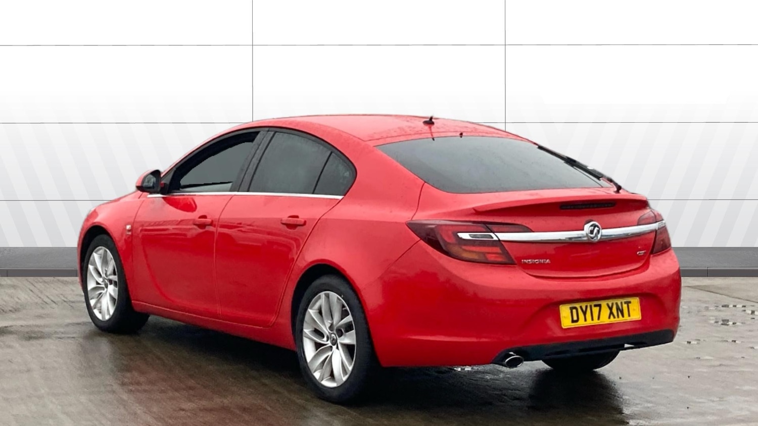 Used Vauxhall Insignia 2017 for sale - 77339157: Photo 2