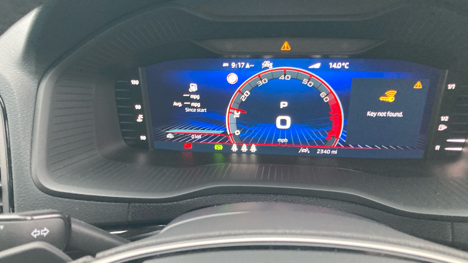 Used Skoda Karoq 2025 for sale - 76718852: Photo 11