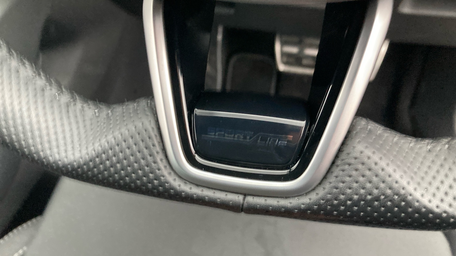 Used Skoda Karoq 2025 for sale - 76718852: Photo 28