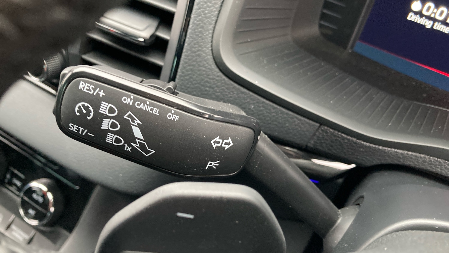 Used Skoda Karoq 2025 for sale - 76718852: Photo 29