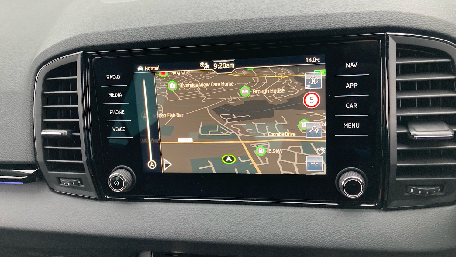 Used Skoda Karoq 2025 for sale - 76718852: Photo 33