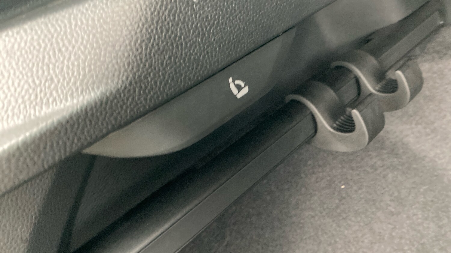 Used Skoda Karoq 2025 for sale - 76718852: Photo 43