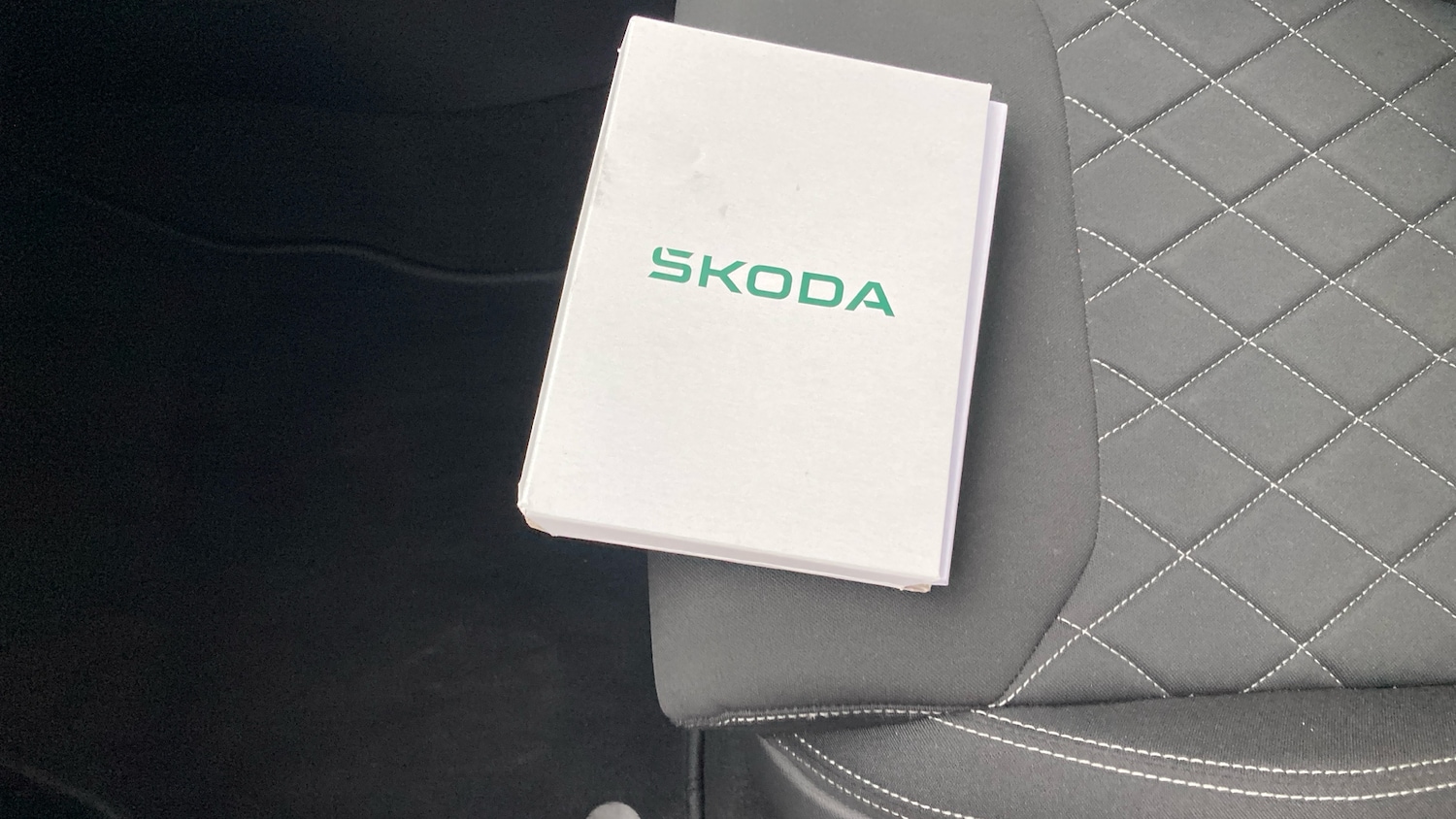 Used Skoda Karoq 2025 for sale - 76718852: Photo 44