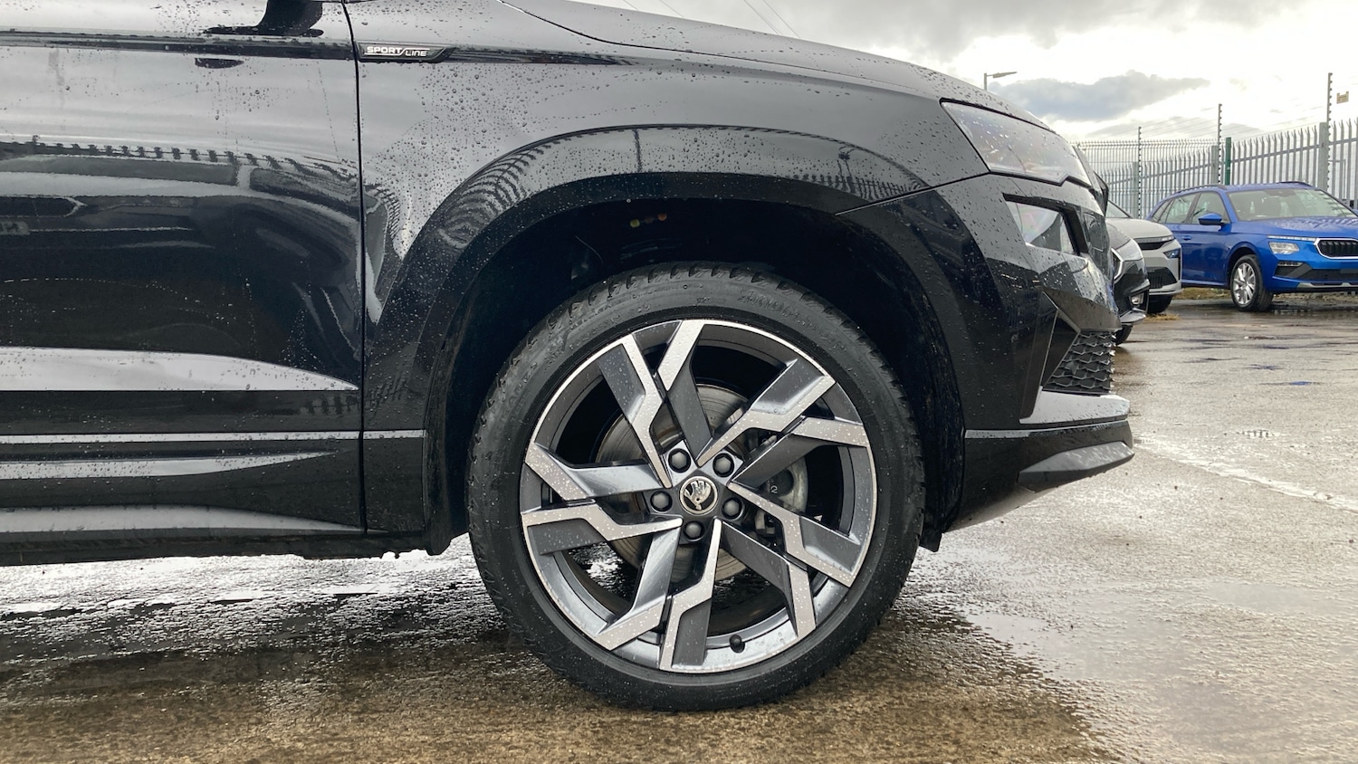 Used Skoda Karoq 2025 for sale - 76718852: Photo 5