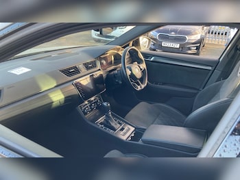 Used Skoda Superb 2024 for sale - 76734373: Photo